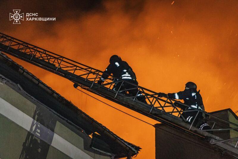Зеленський показав наслідки нічної атаки РФ: поранено 15 людей, серед них дитина - фото 2