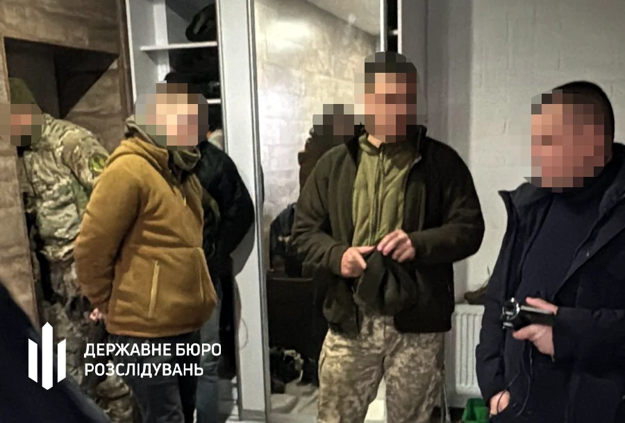 Масштабне розкрадання пального викрили у військовій частині на Рівненщині - фото 4
