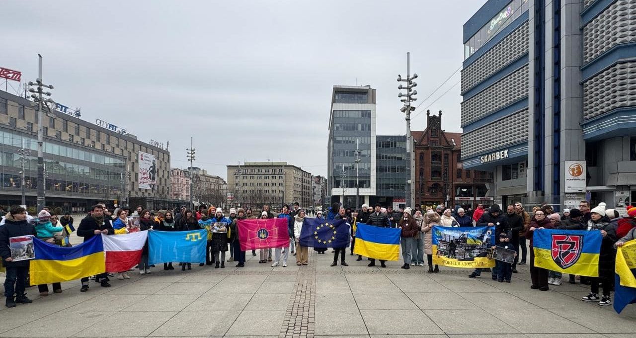 У Катовіцах відбулася акція на підтримку України - фото 4