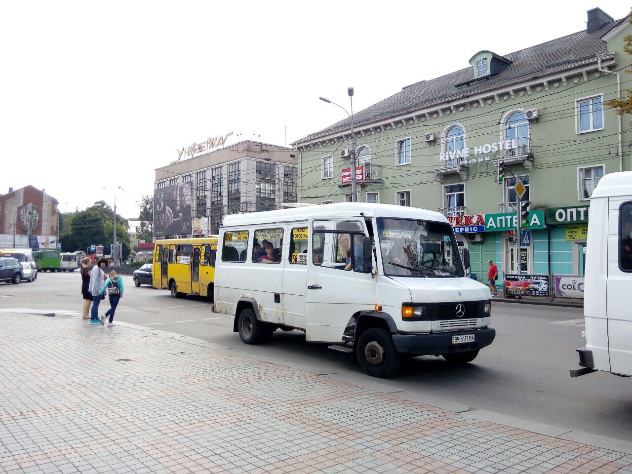 У Рівному дозволили відновити рух міської маршрутки №42