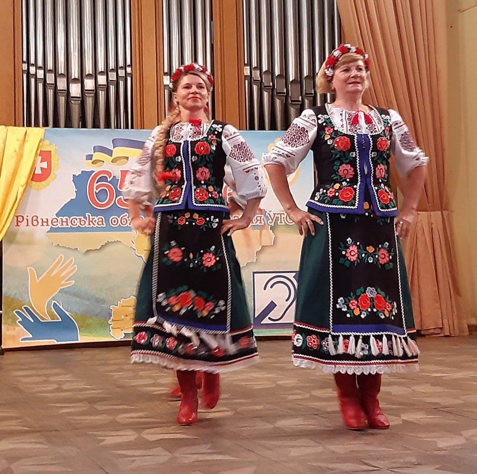 Подяки і квіти рівненським УТОГівцям