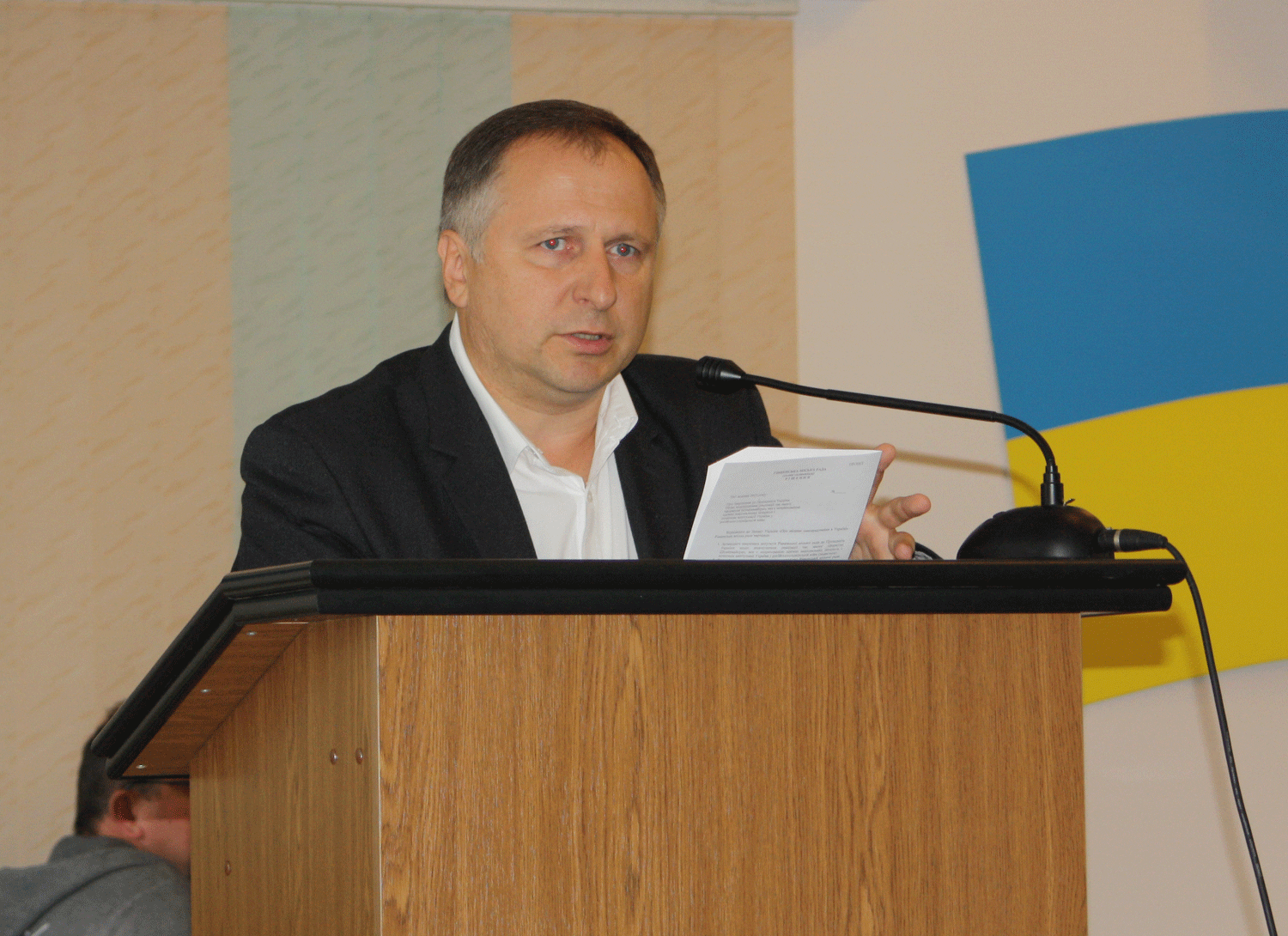 Рівнерада закликала не капітулювати та не продавати чорнозем