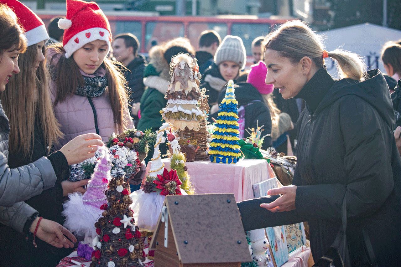 Школярі зібрали гроші на лікування ровесників