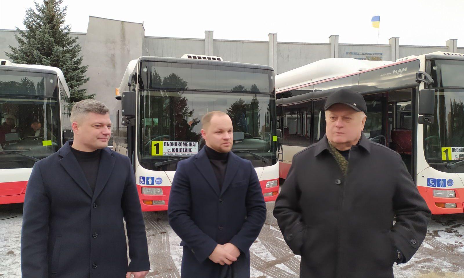 Володимир Хомко хоче, щоб в Рівному їздили тільки екологічно чисті автобуси