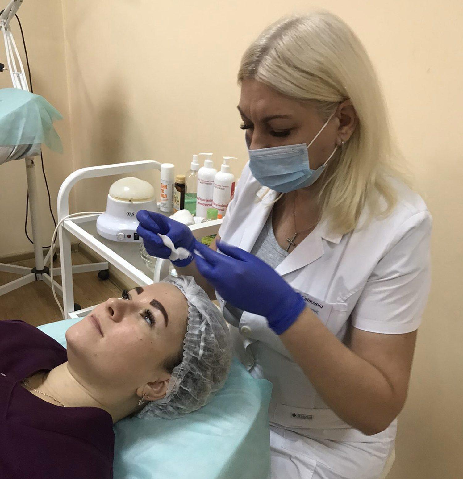 Професійний косметик – знахідка і для роботодавця і для клієнта