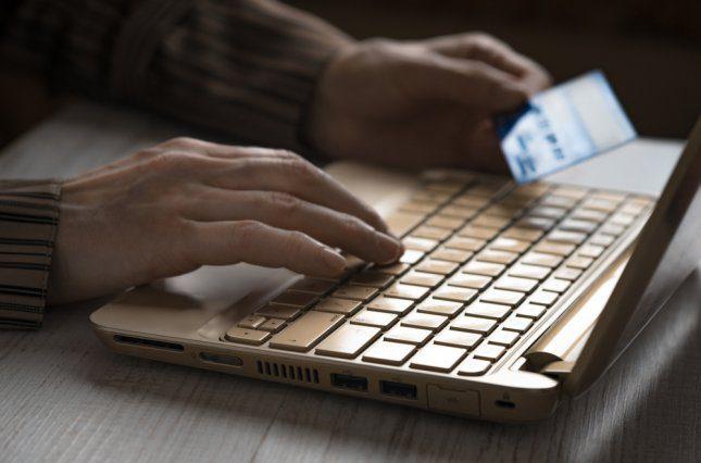 Рівнянин вкрав гроші через інтернет-банкінг