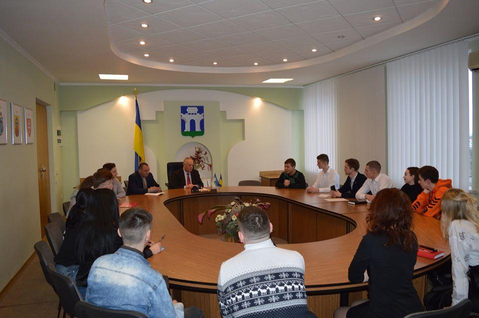 Активна молодь обговорила стратегію розвитку Рівного