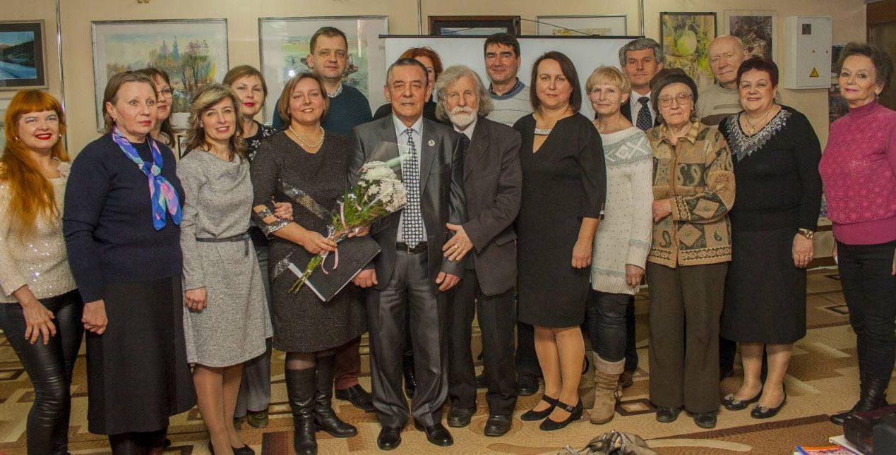 Рівнянам презентували книгу про митця і його музичну родину
