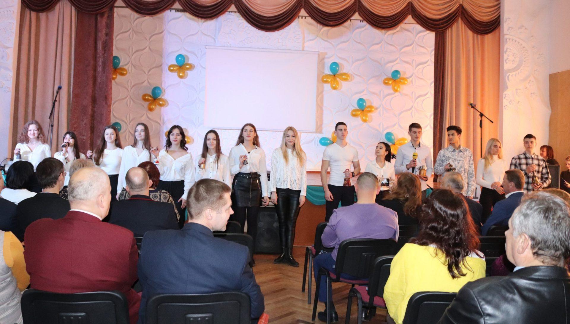 Рівненська школа відзначає столітній ювілей (фото)