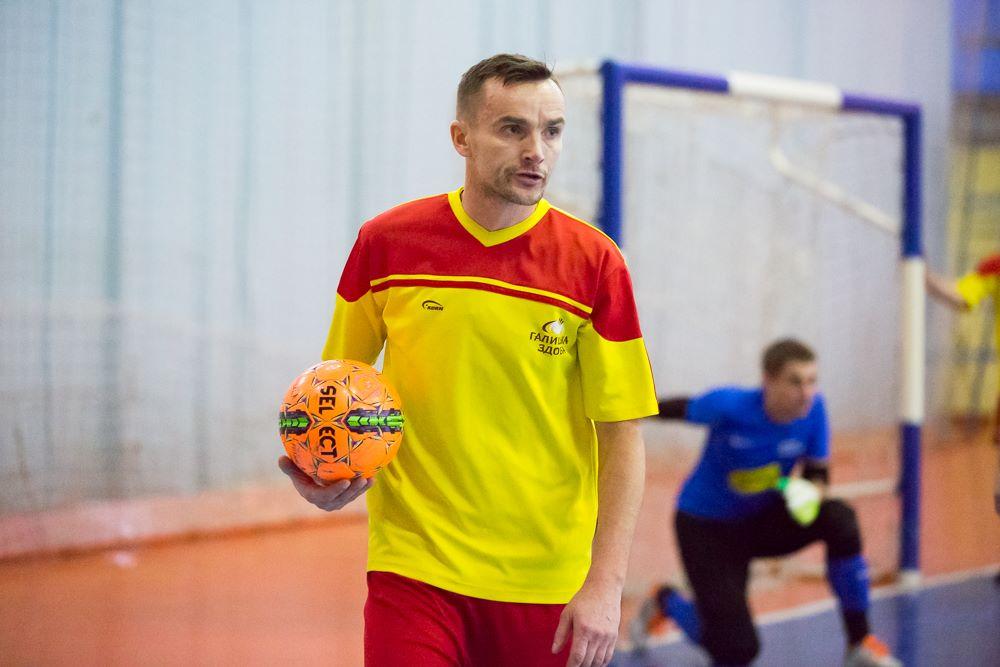Футзалісти рівненського клубу «Рівнестандарт-ДЮСШ №4» здобули упевнену перемогу у Львові над місцевою «Галицькою здобою» - 6:3.