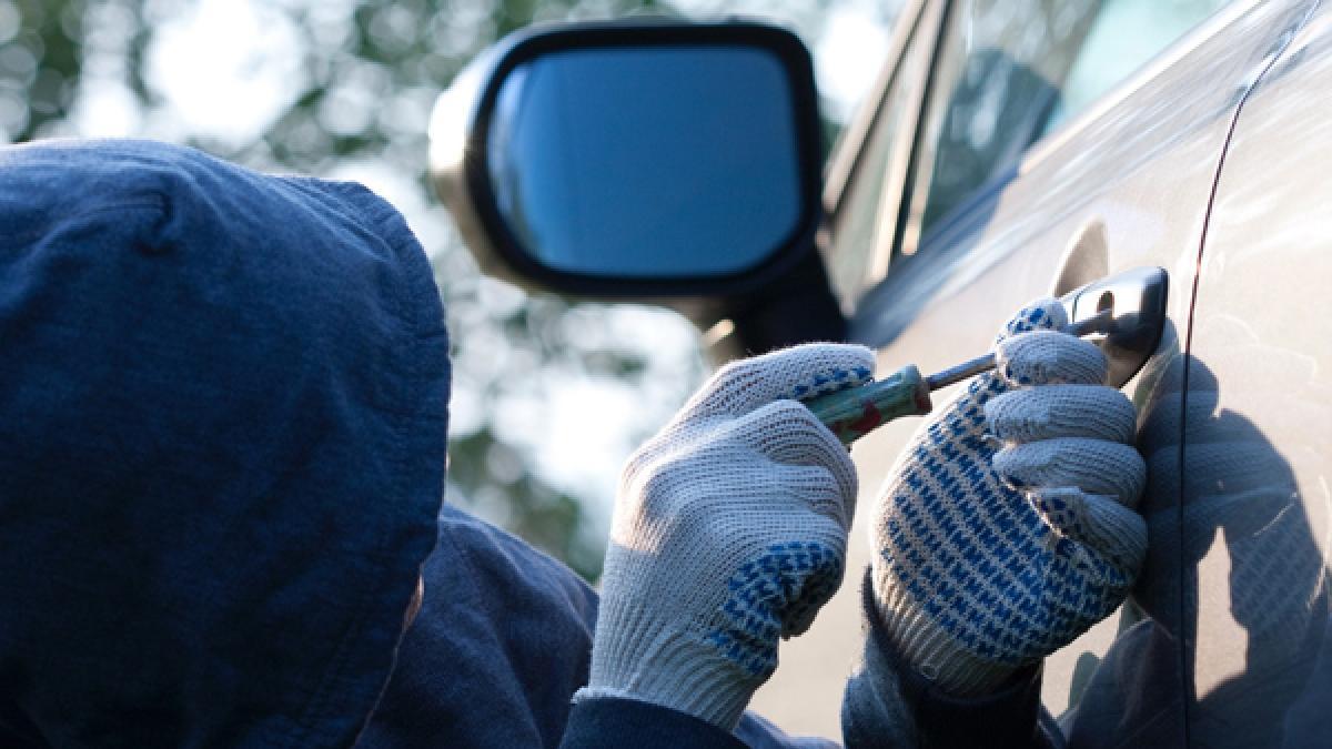 У Рівному почастішали випадки крадіжок із транспортних засобів