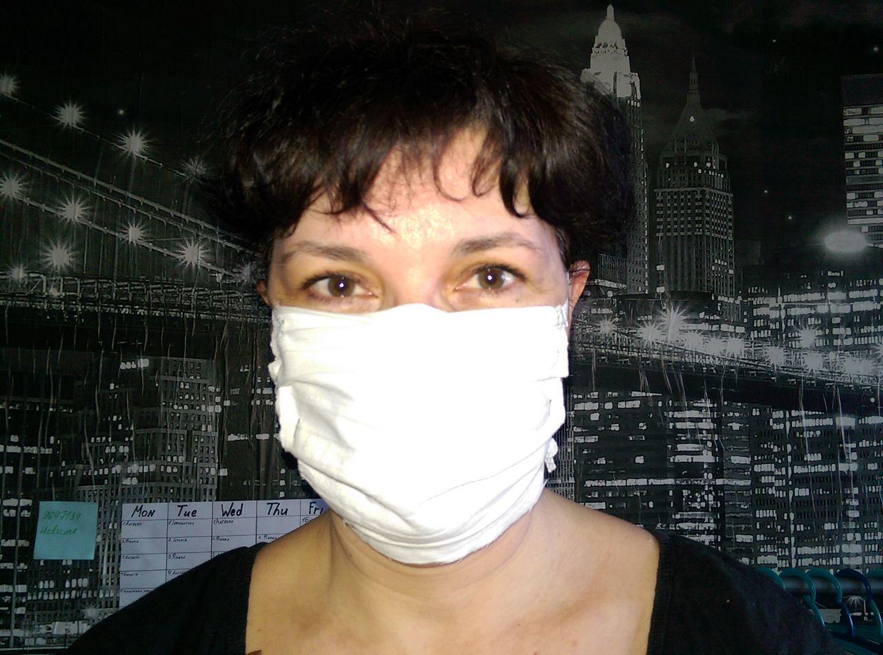 Без паніки. Просто про складне: Робимо маску за 5 хвилин (ВІДЕО) Без паніки. Просто про складне: Робимо маску за 5 хвилин (ВІДЕО)