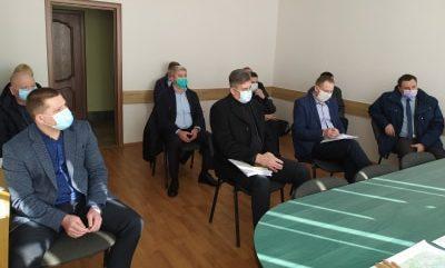 У громадському транспорті в Рівному возитимуть за перепустками