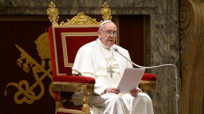 Пандемія молитви: Папа Римський закликав християн спільно помолитися