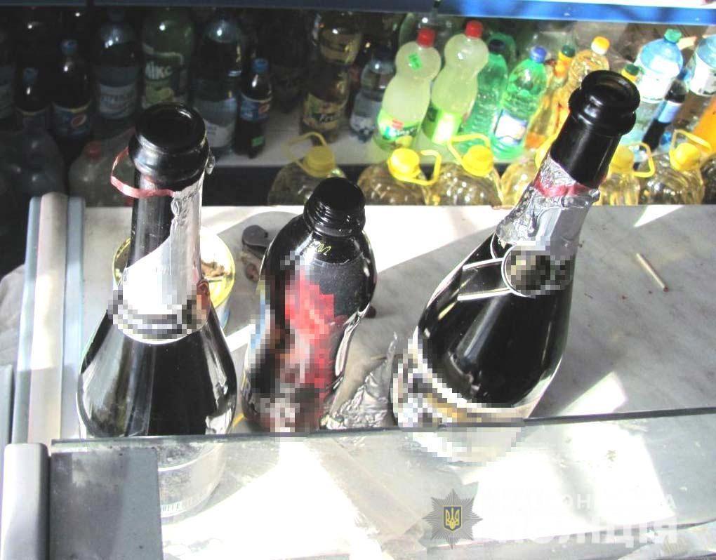 Повечеряв та захопив із собою: на Рівненщині чоловік пограбував магазин