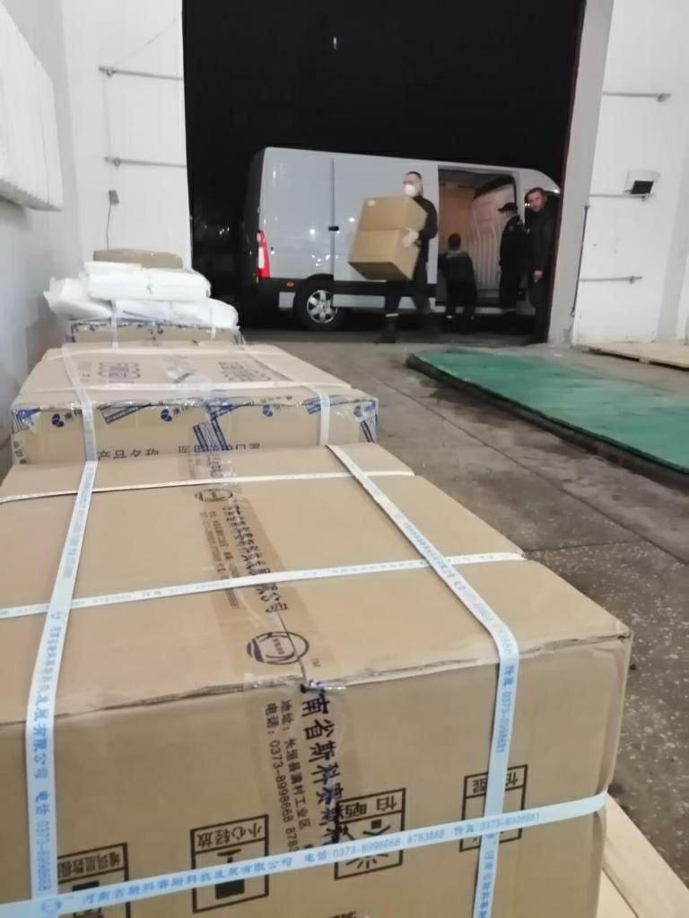 8700 одиниць медичних засобів отримала Рівненщина з Китаю