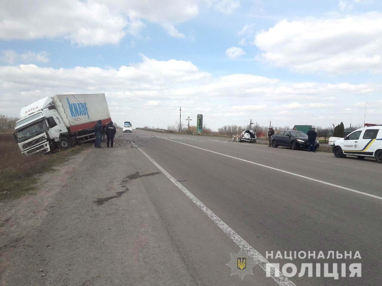 Батько та донька у лікарні: на Рівненщині сталася автопригода