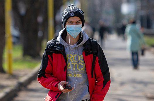 У Рівному з понеділка прикрутять карантинні «гайки»