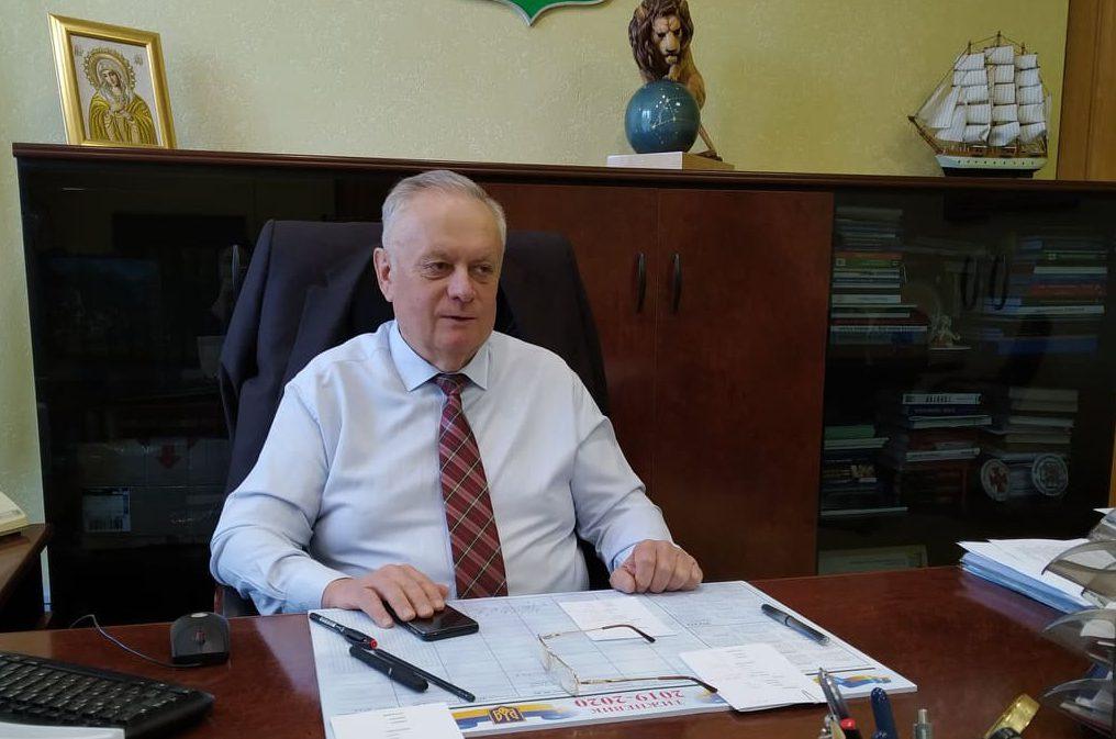 Міський голова Рівного взяв відпустку лише формально, аби зекономити бюджет (ВІДЕО)