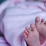 Ноги немовляти.