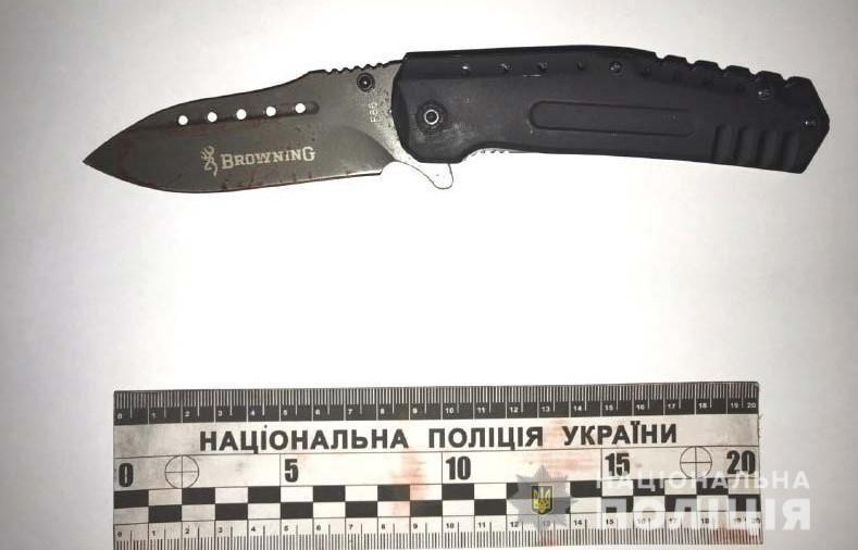 У Рівненському районі 18-річний хлопець ножем вбив співмешканця матері