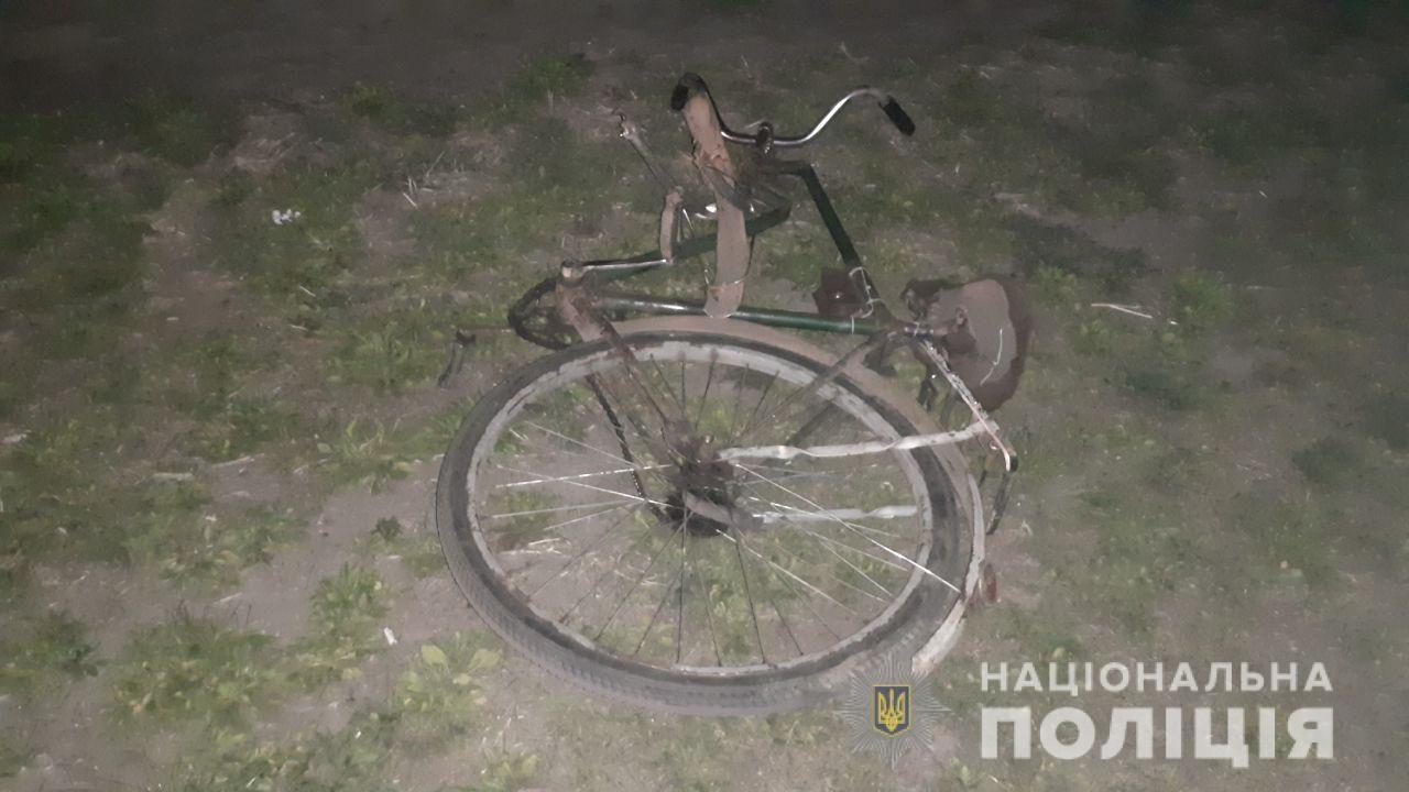 На Рівненщині нетверезий водій травмував велосипедиста