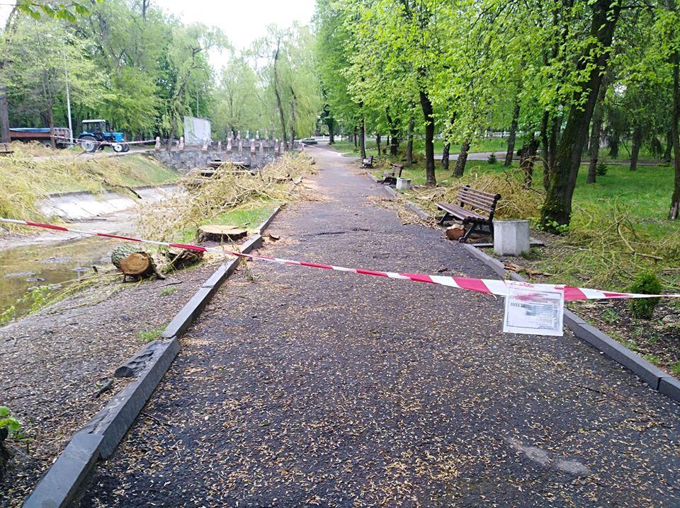 Рівненський парк Шевченка оновлюють