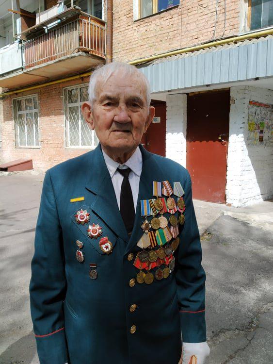 95-річного ветерана привітали з Днем пам’яті та перемоги