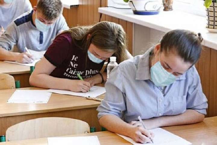 Київська влада пропонує скасувати обов’язковість цьогорічного ЗНО