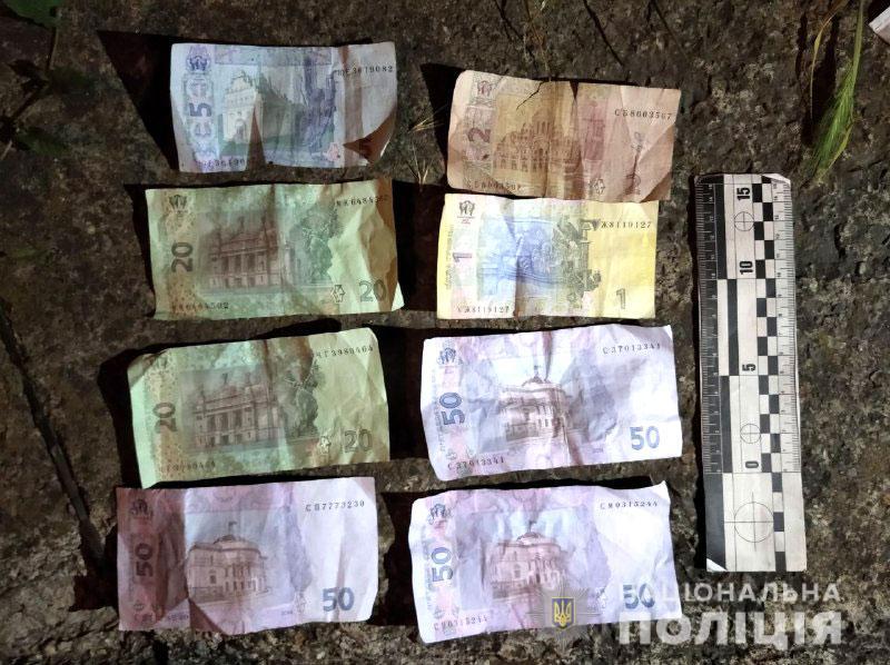 У Рівному небайдужі громадяни допомогли затримати грабіжників