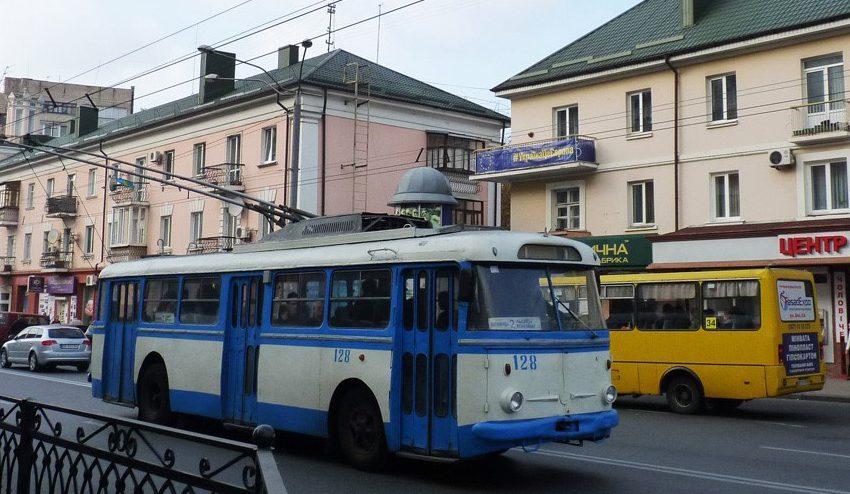 У Рівному з перевізників вимагають кошти на хабар (ВІДЕО)