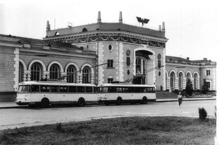 Рівнянин закликає мера звільнити місто