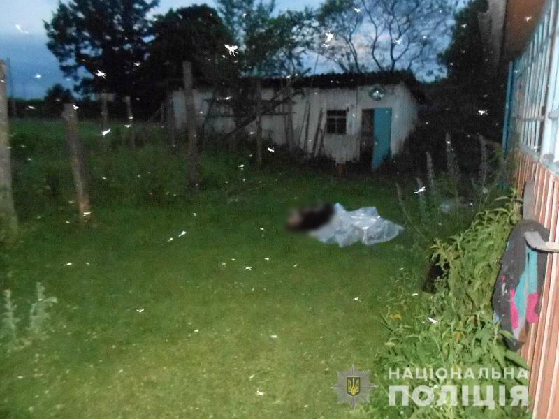 На Березнівщині поліцейські затримали чоловіка за вбивство сусіда