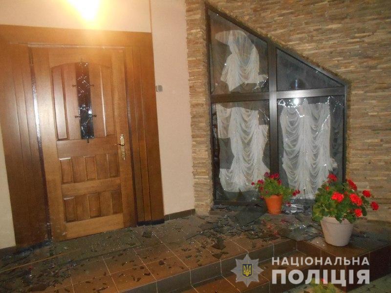 Вночі у Рівному вибухнула граната