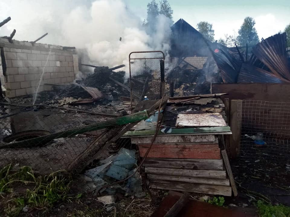 В Зарічненському районі спалахнула пожежа В Зарічненському районі спалахнула пожежа