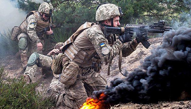 Окупанти обстрілюють зі 120 та 122 калібрів, поранені четверо бійців ЗСУ