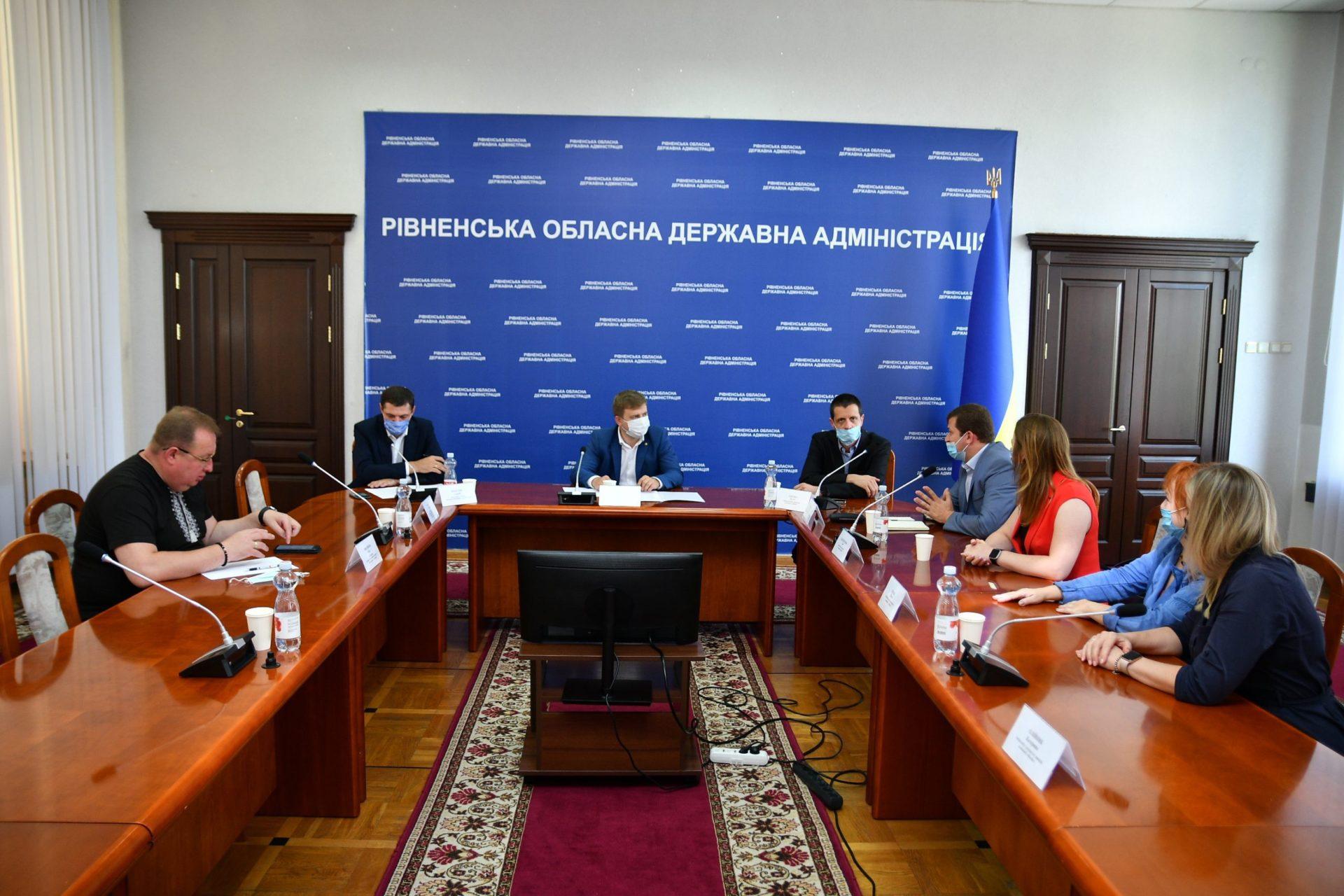 Рівненщину відвідали представники швейцарської фармацевтичної галузі, компанія “Рош” зацікавилась у співпраці
