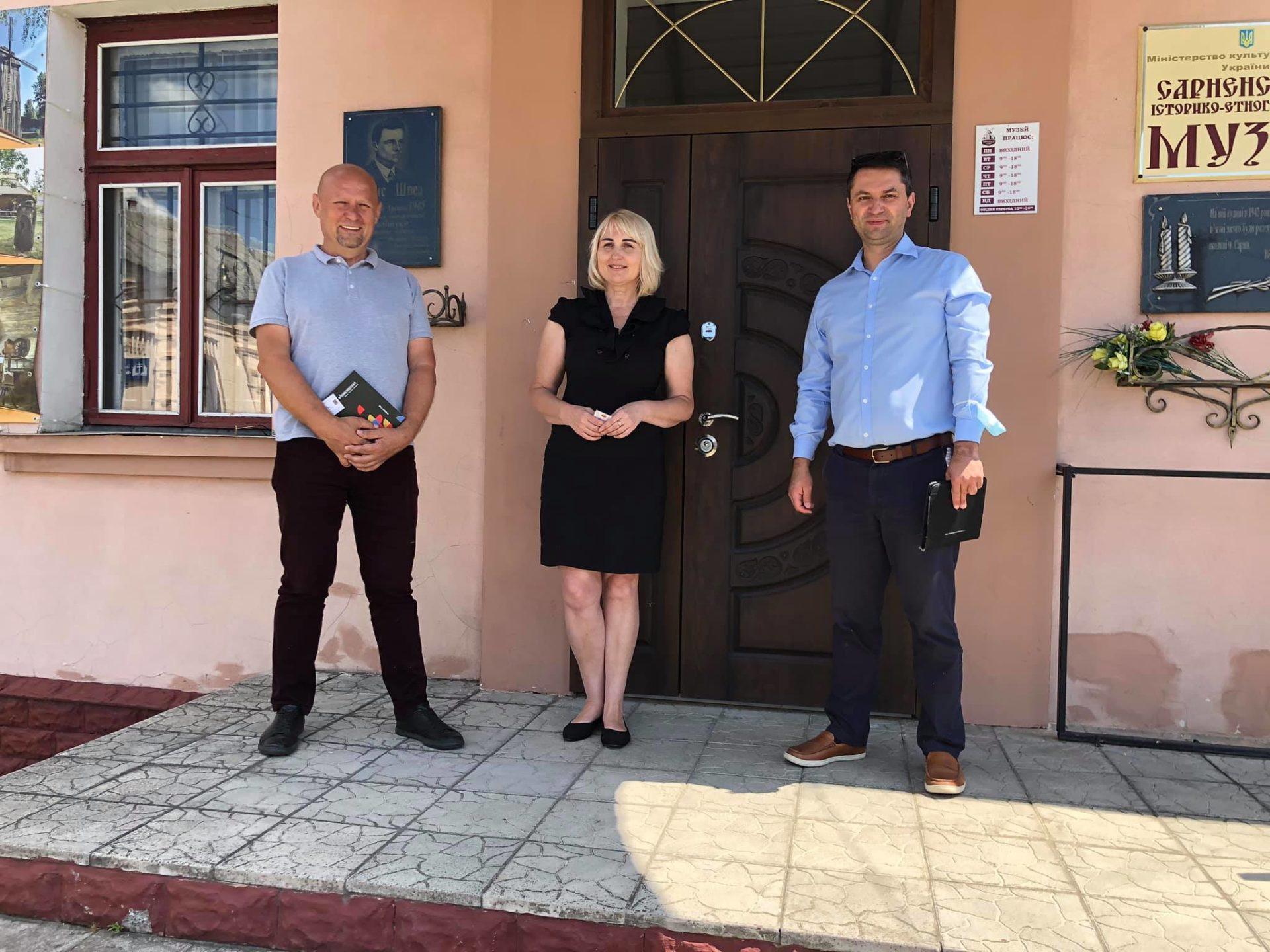 Сарненський етнографічний музей та Дубровицький спорткомплекс відвідали посадовці (ФОТО)