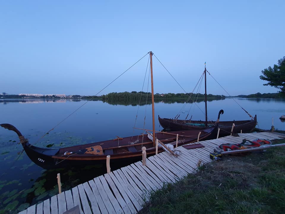 До Рівного на фестиваль прадавніх човнів з’їжджаються реконструктори з усієї України