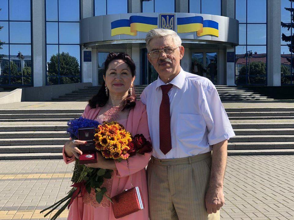 Рівнянка отримала почесне звання від Зеленського