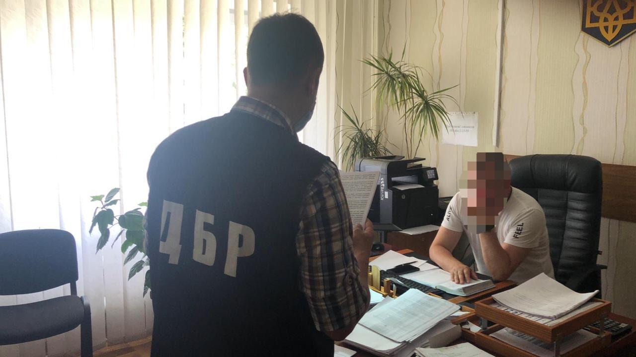 Експрикордоннику повідомлено про підозру у незаконному переправленні п’ятого Президента через кордон