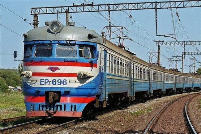 Укрзалізниця з 3 серпня скасовує зупинки потягів у червоній зоні