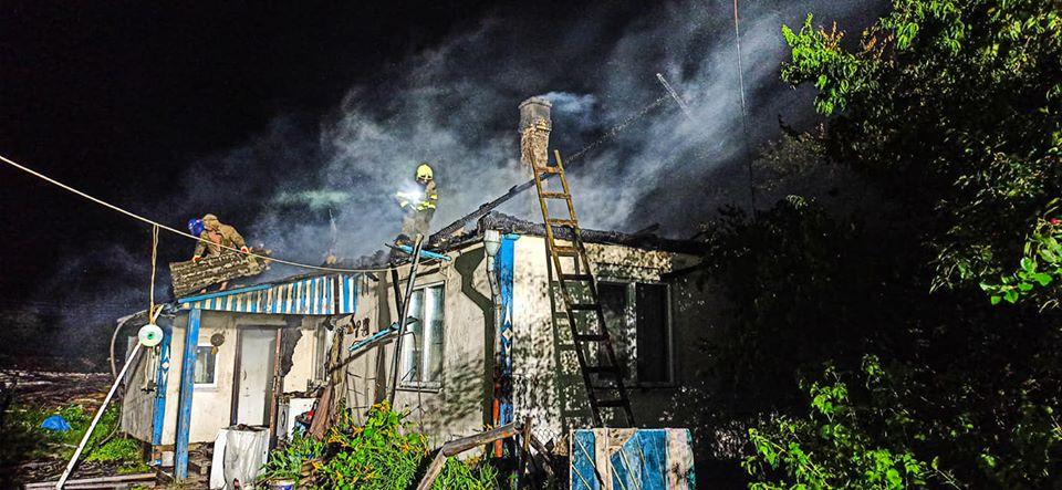 На Сарненщині влучила блискавка і спровокувала пожежу