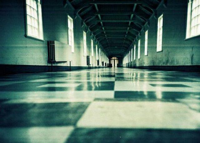 На посади директорів двох закладів медицини на Рівненщині претендують попередні їх керівники