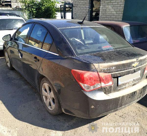 Радивилівські поліцейські викрили жителя Тернопільщини на крадіжці гербіцидів