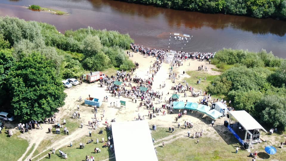 Вчора на Сарненщині відбулося масове хрещення