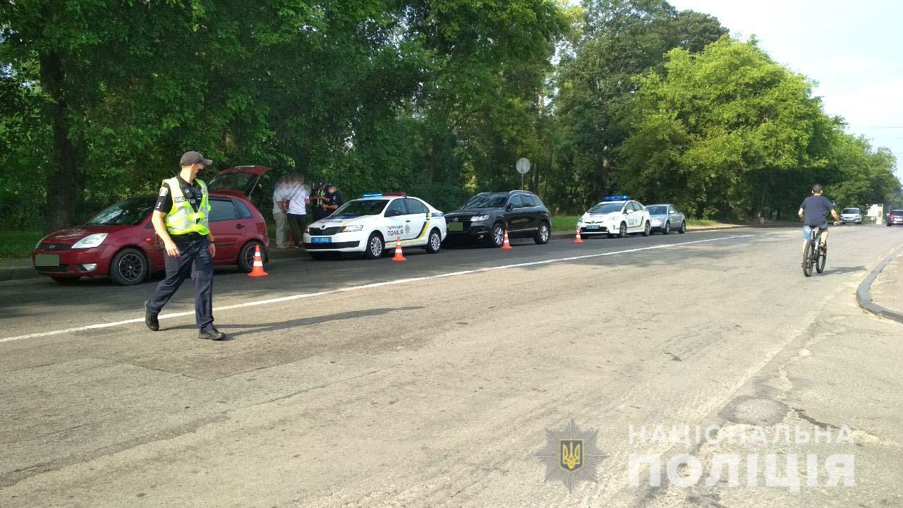В Рівному жінка потрапила під колеса легковика В Рівному жінка потрапила під колеса легковика