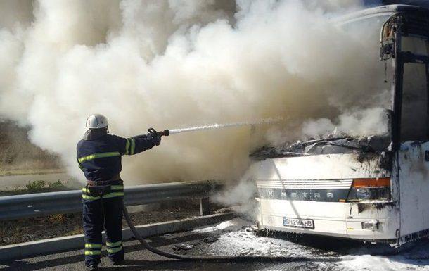 На трасі Київ – Одеса згорів пасажирський автобус