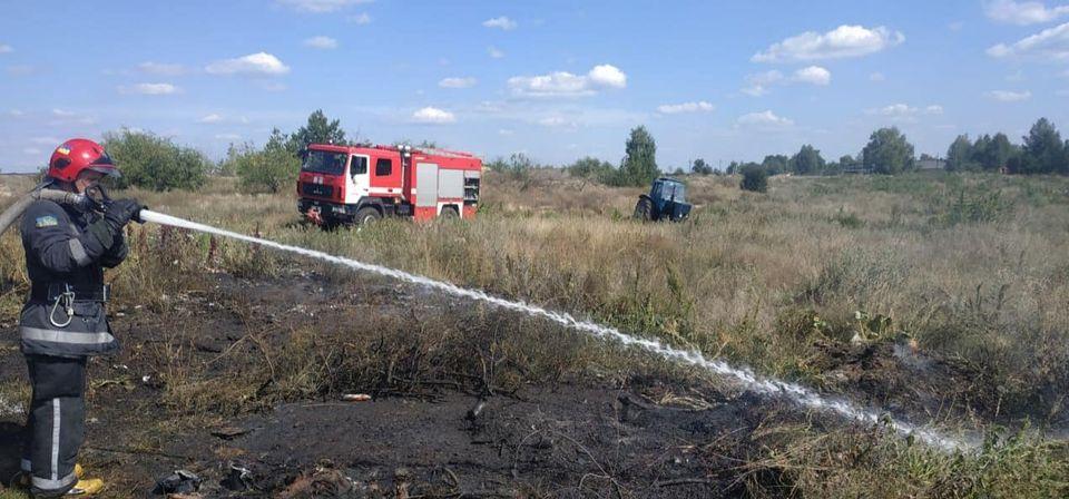 За минулу добу рятувальники Рівненщини двічі виїжджали на ліквідацію загорань сухої трави
