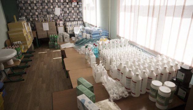 За які кошти школи в Україні забезпечать масками та засобами дезінфекції